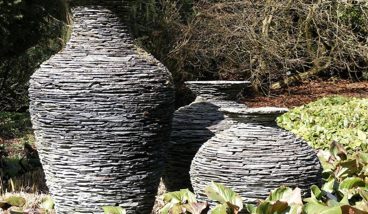 Carving Simple Stone Sculptures For Gardens